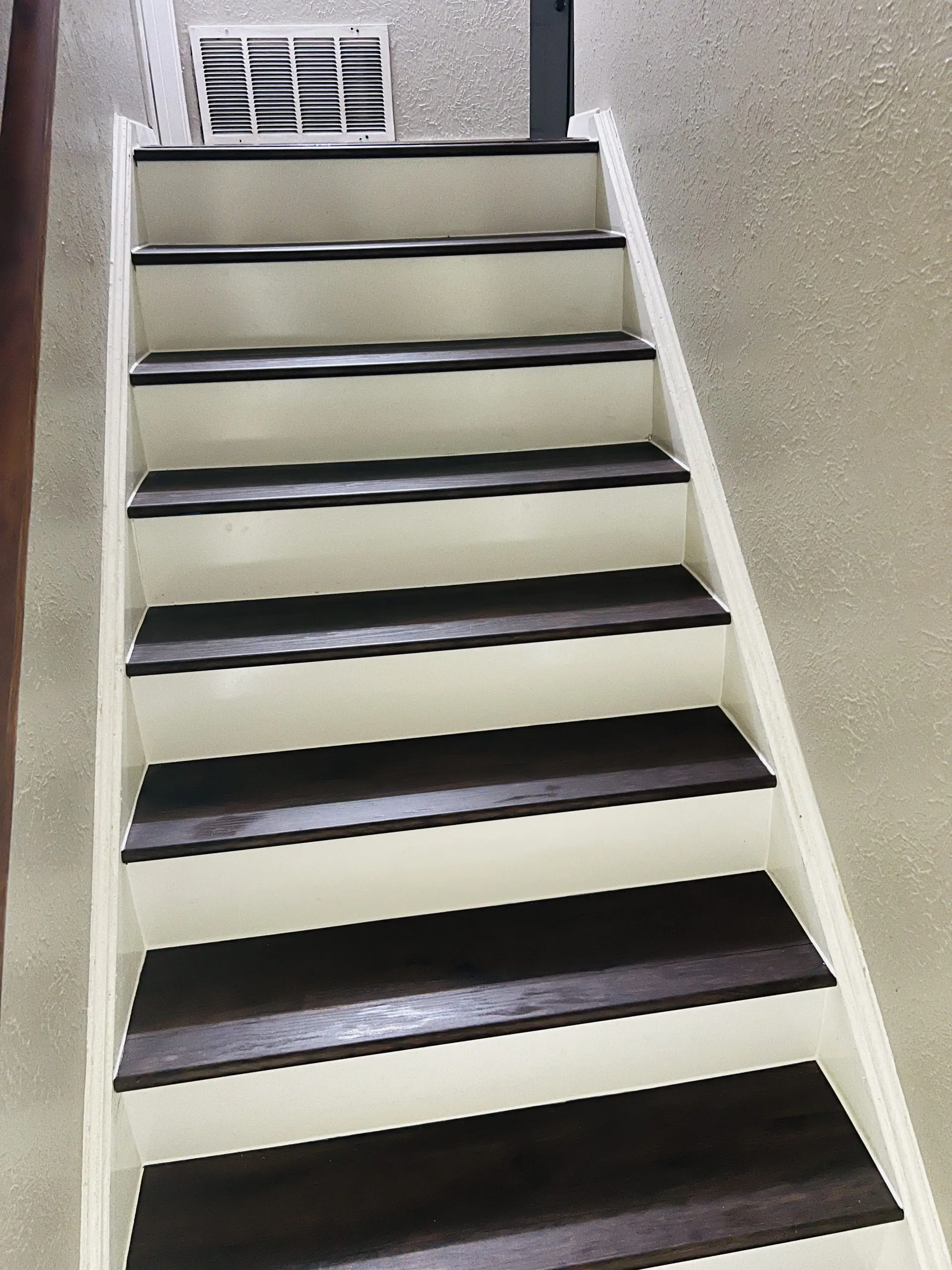 Close-up of LVP treads and nosings on Dallas stairs